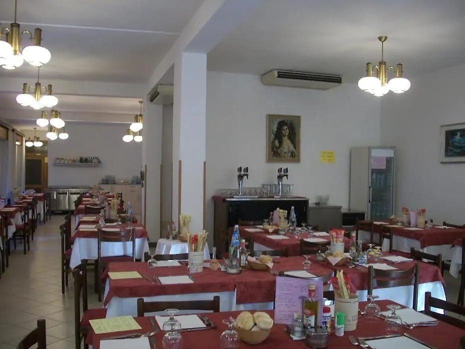 Hotel Liliana 里米尼 2*,  意大利