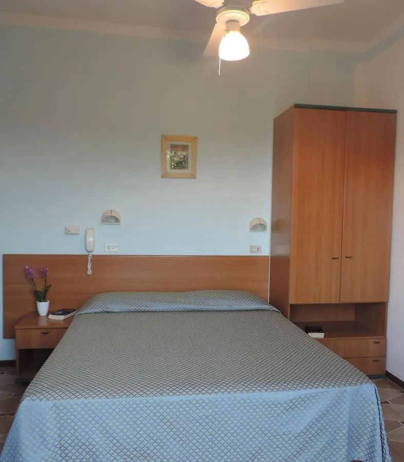 Hotel Liliana 里米尼